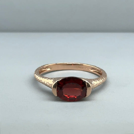 9ct Rose Gold Single Stone Garnet Ring - Size W