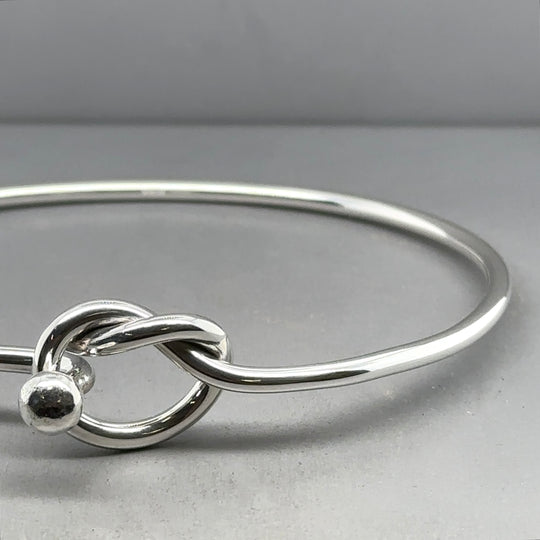 Sterling Silver Knot Front Bangle (NEW!)
