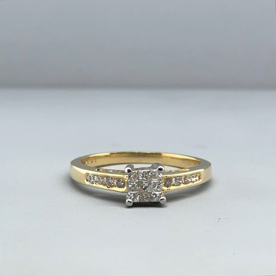 18ct Bi-Colour Diamond Ring (c. 0.30 - 0.35ct) - Size M 1/2