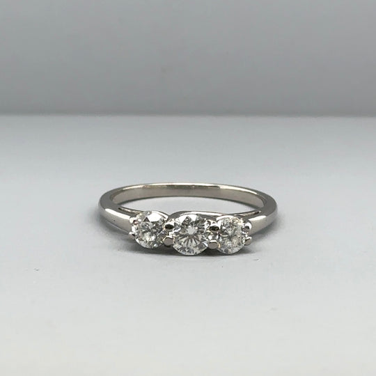 18ct White Gold Three Stone Diamond Ring (c. 0.85 - 0.90ct) - Size O