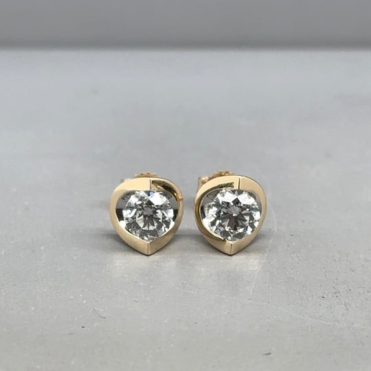 9ct Yellow Gold Single Stone Lab Grown Diamond Stud Earrings (c. 1.00ct) (NEW!)