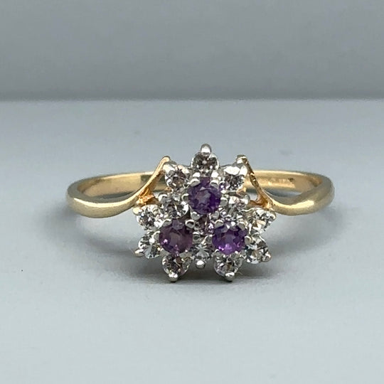 9ct Yellow Gold Purple and white Cubic Zirconia Ring - Size S