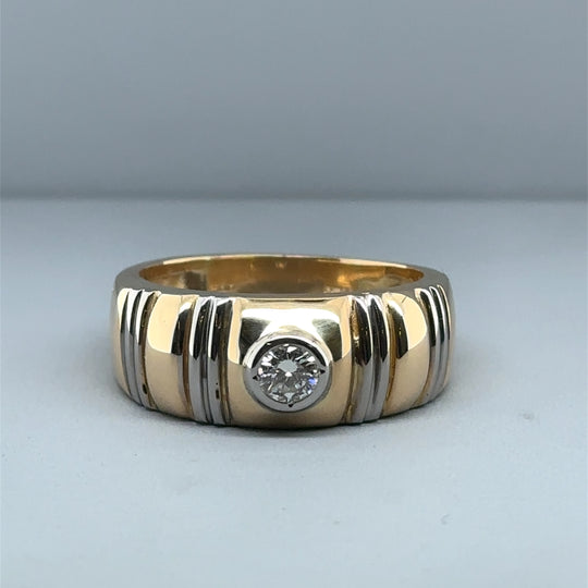 14ct Bi-Colour Gold Chunky Single Stone Diamond Ring (c. 0.30 - 0.35ct) - Size W